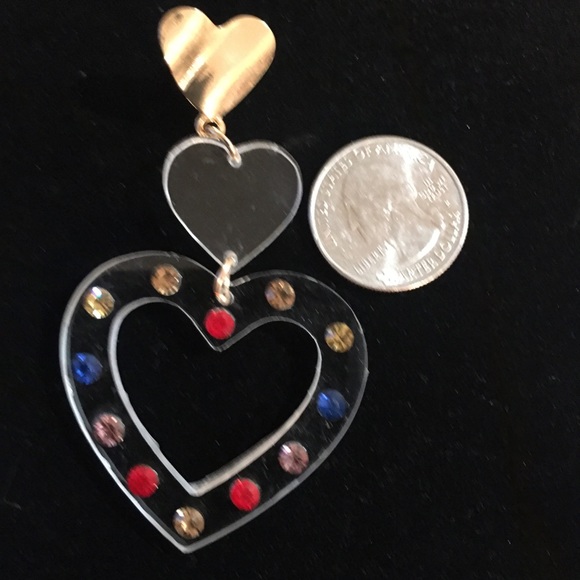 - NWT Heart Dangle Clear Lucite Rhinestone Earrings ❣️ - Picture 5 of 5